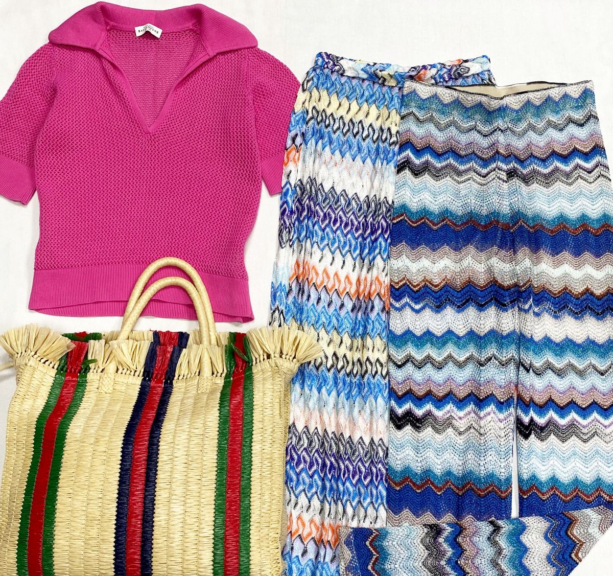Брюки Missoni размер 40/42 цена по 10 959 руб
Кофта Ballantyne размер 40 цена 4 697 руб
Сумка Gucci 