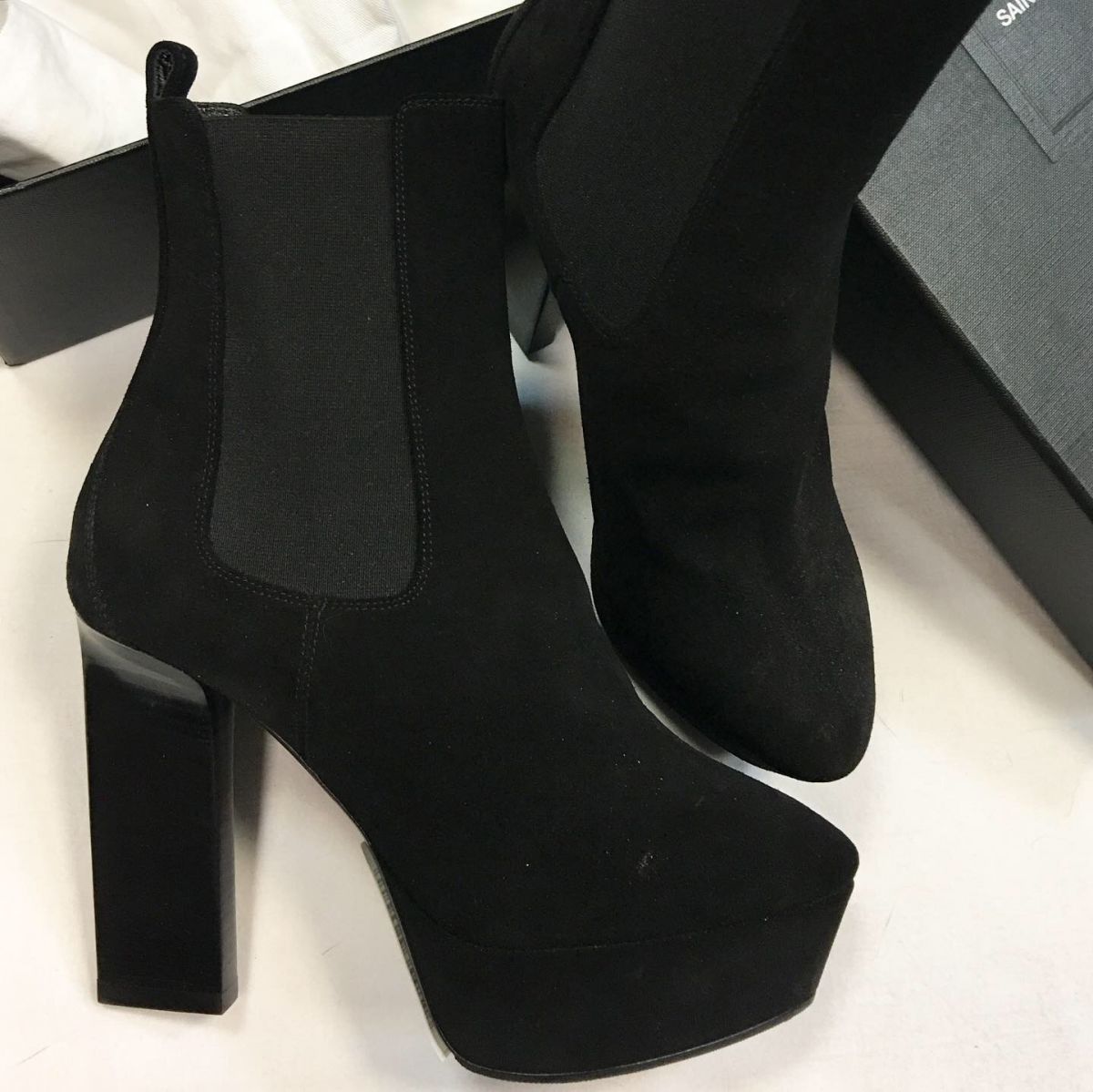 Ботильоны/замша Saint Laurent  размер 38.5 цена 12 308 руб 