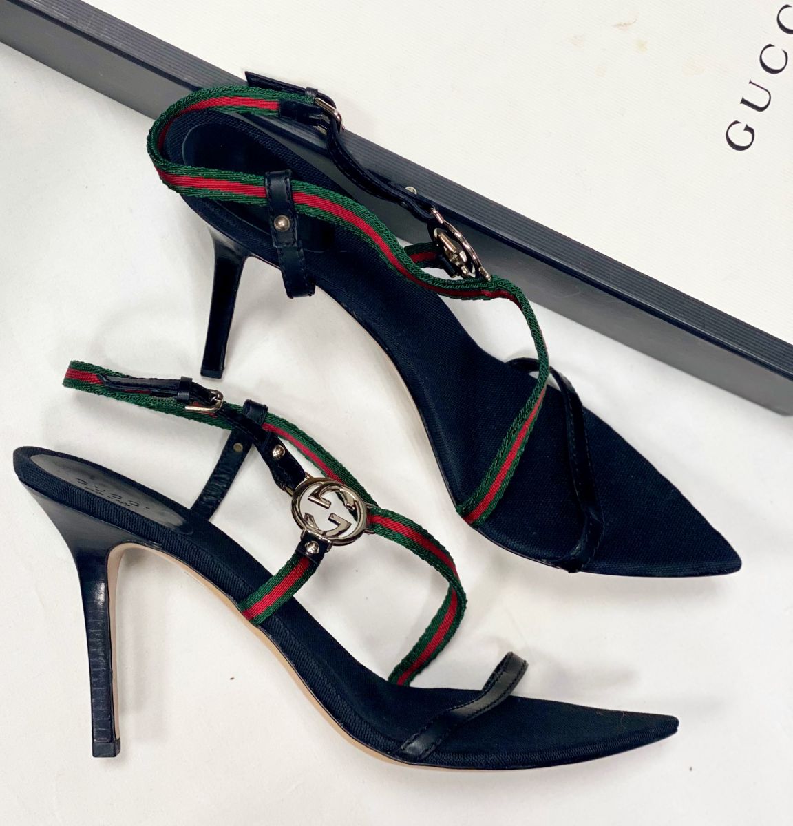 Босоножки Gucci размер 40.5 цена 15 655 руб / новые / 