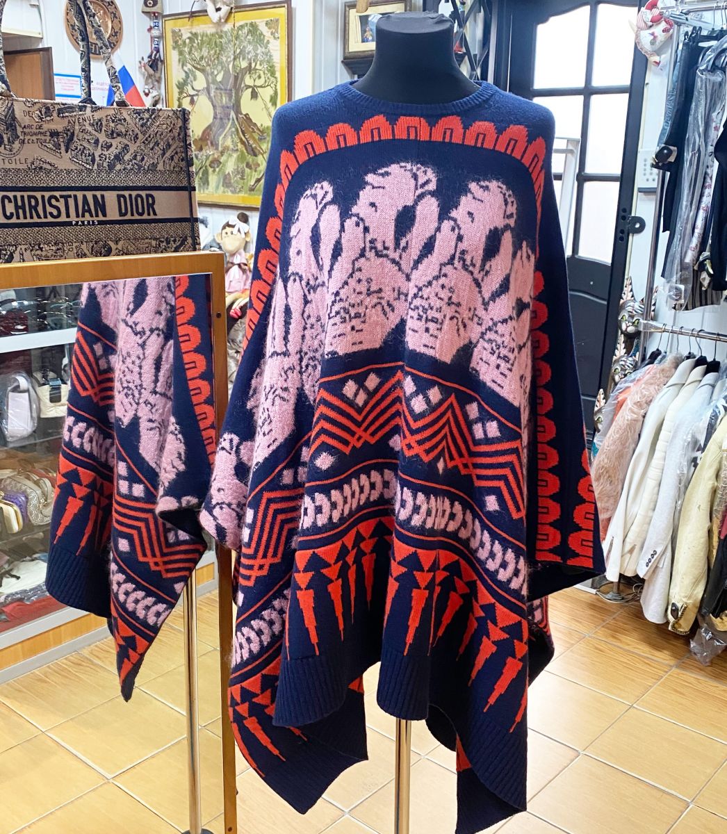 Пончо Vionnet цена 10 959 руб