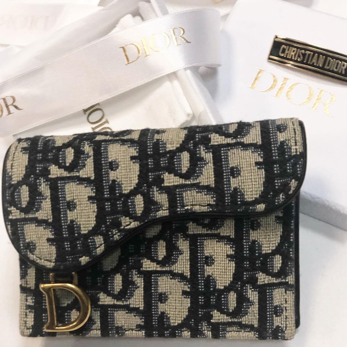 Кошелёк Christian Dior цена 7 693 руб