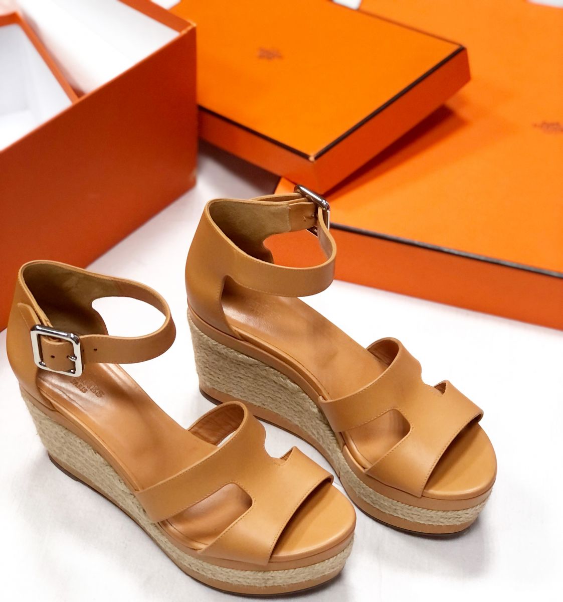 Босоножки HERMES размер 37 цена 26 614 руб