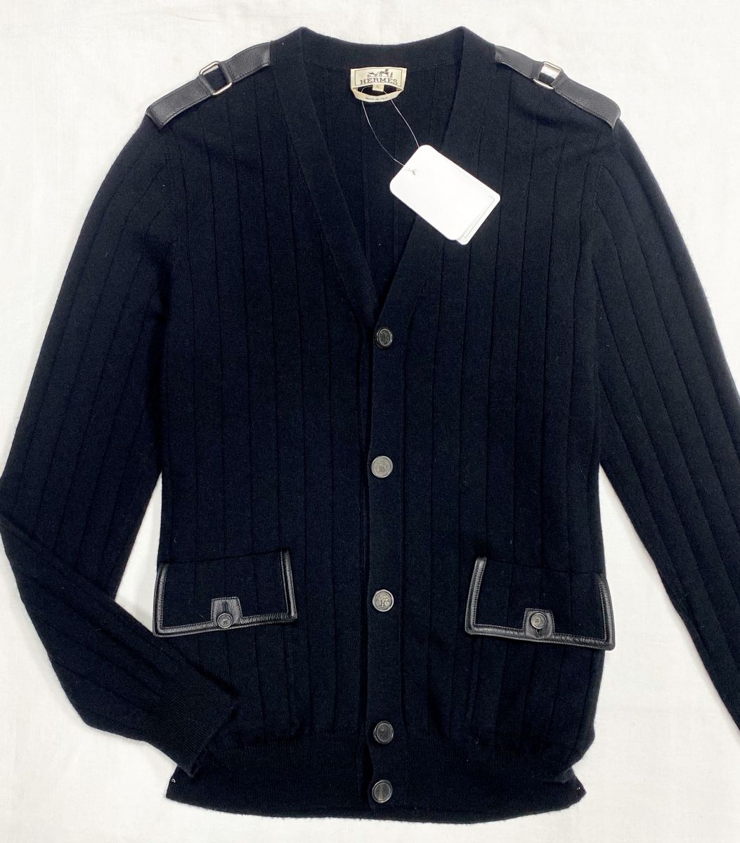 #mechtamen Кардиган Hermes размер XL цена 46 965 рубБотинки Dolce Gabbana размер 40.5 цена 26 614 руб