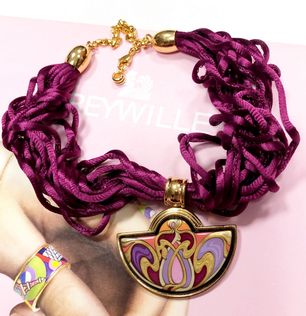 Колье Freywille цена 15 655 руб