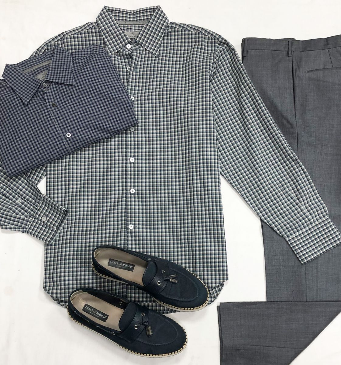 #mechtamen Брюки PRADA размер 48 цена 7 828 руб
Рубашки Canali размер XL цена по 3 131 руб
Лоферы Dolce Gabbana размер 42 цена 15 655 руб