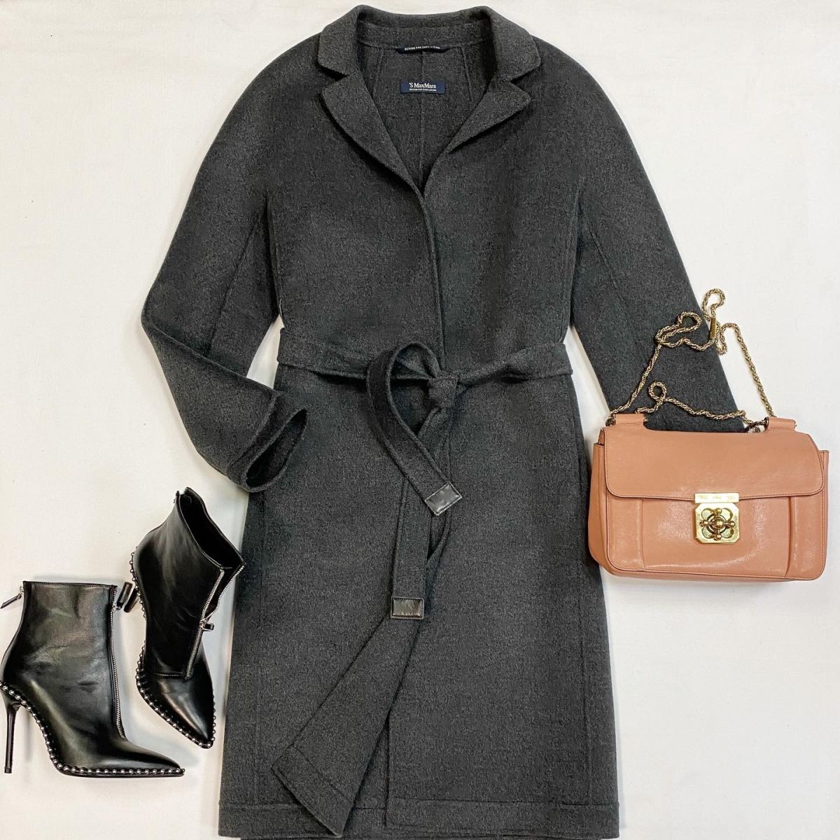 Пальто Max Mara размер 46 цена 23 078 рубБотильоны Alexander Wang размер 37 цена 23 078 рубСумка Chloe