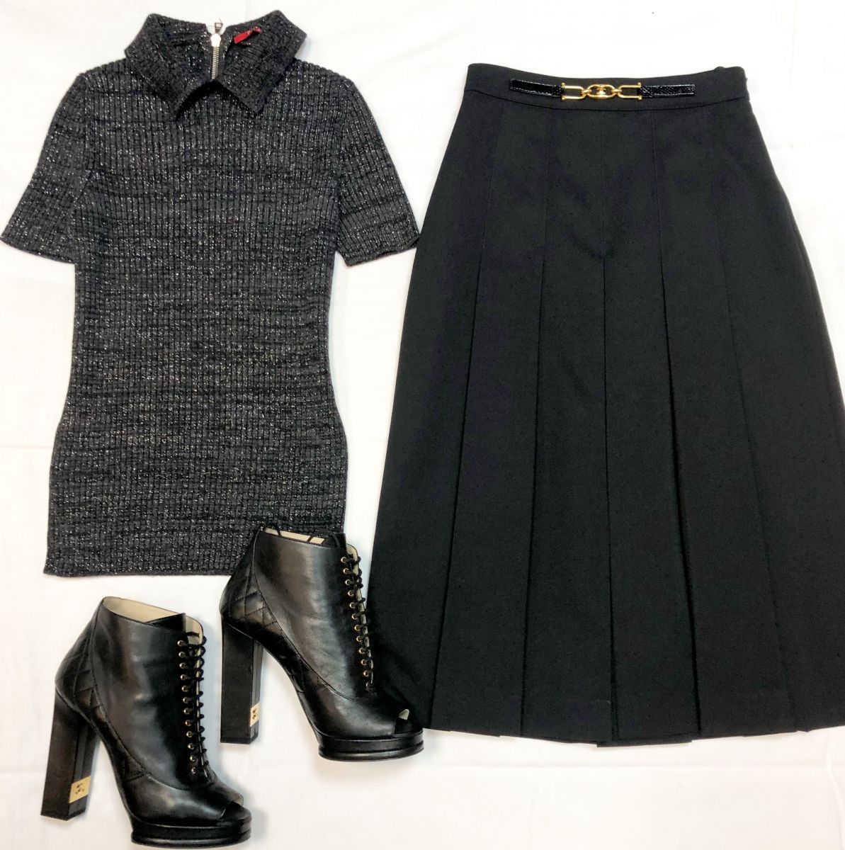 Кофта /люрекс/ PRADA размер 42 цена 6 154 руб 
Юбка CELINE размер 36 цена 30 770 руб 
Ботильоны Chanel размер 40.5 цена 30 770 руб