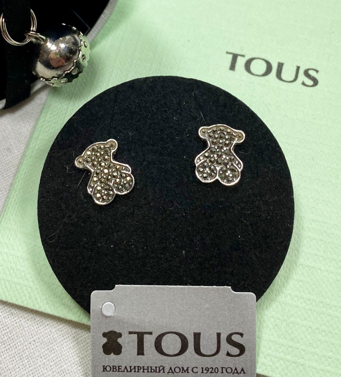 Пусеты Tous цена 9 393 руб / упаковка /