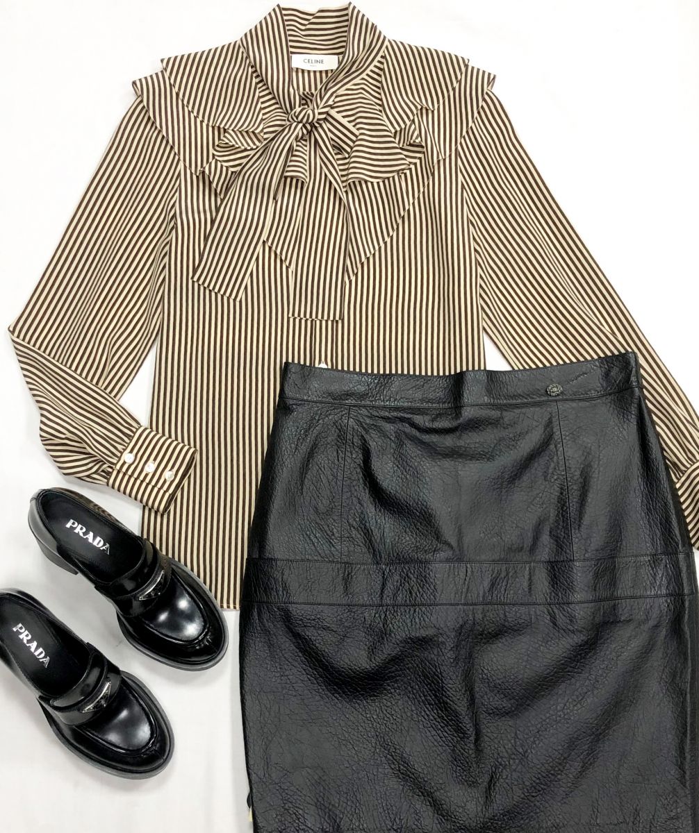 Юбка /кожа/ Chanel размер 42 цена 54 793 руб
Блузка Celine размер 36 цена 23 483 руб
Ботинки Prada размер 36.5 цена 54 793 руб