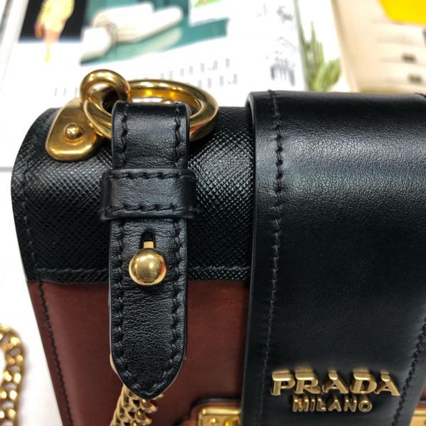 Сумка Prada 