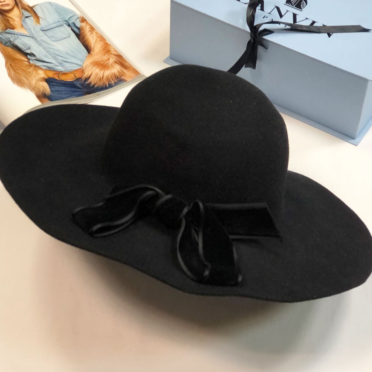 Шляпа Lanvin цена 7 693 руб 
