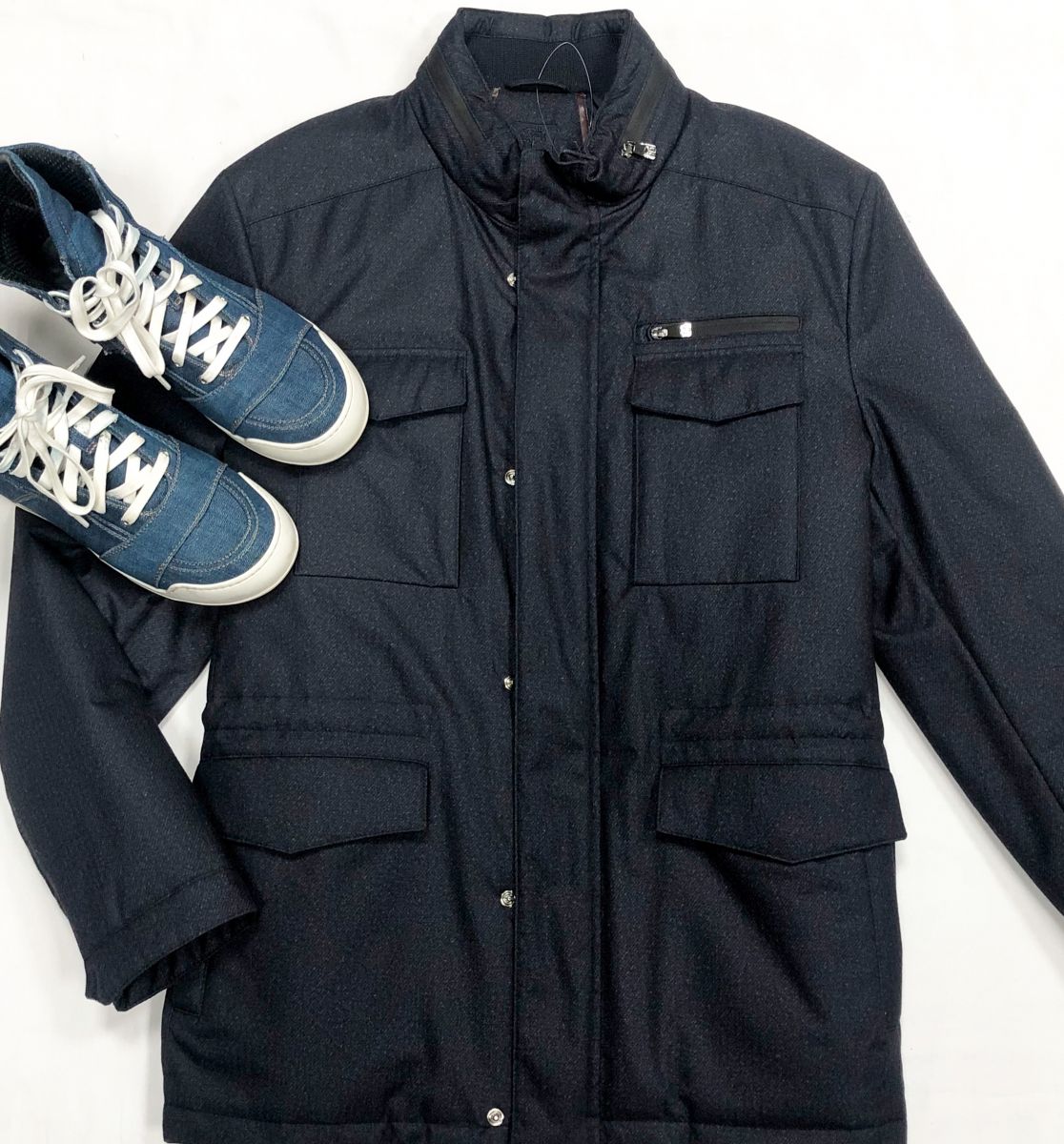 #mechtamen Куртка Corneliani размер 58 цена 61 540 руб
Кеды BALMAIN размер 44 цена 23 078 руб