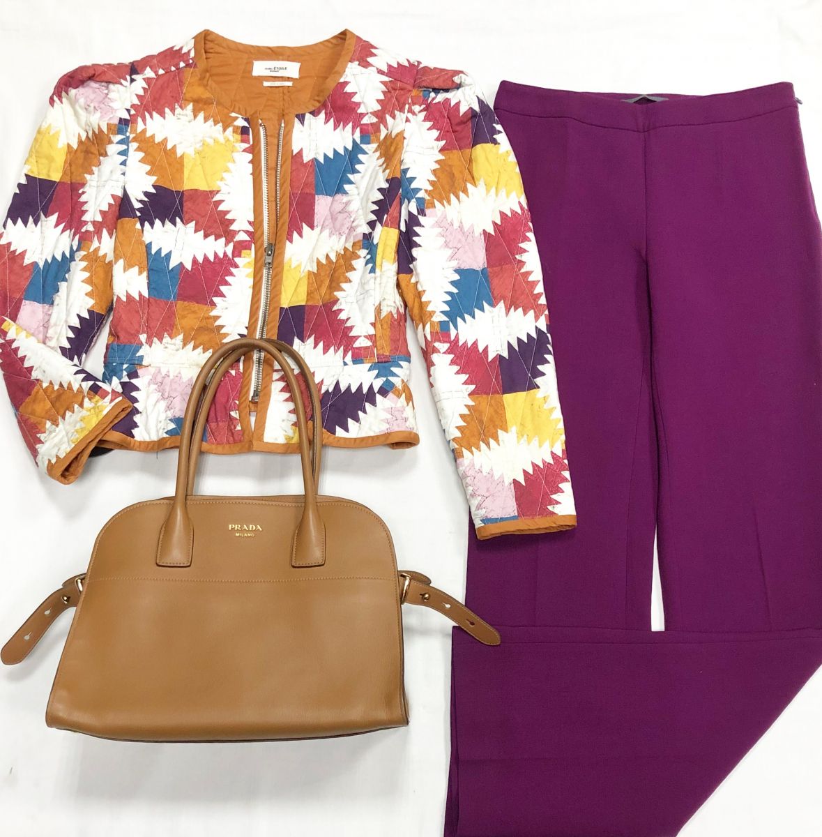 Жакет Isabel Marant размер 38 цена 10 959 руб
Брюки Alberta Ferretti размер 40 цена 4 697 руб
Сумка Prada