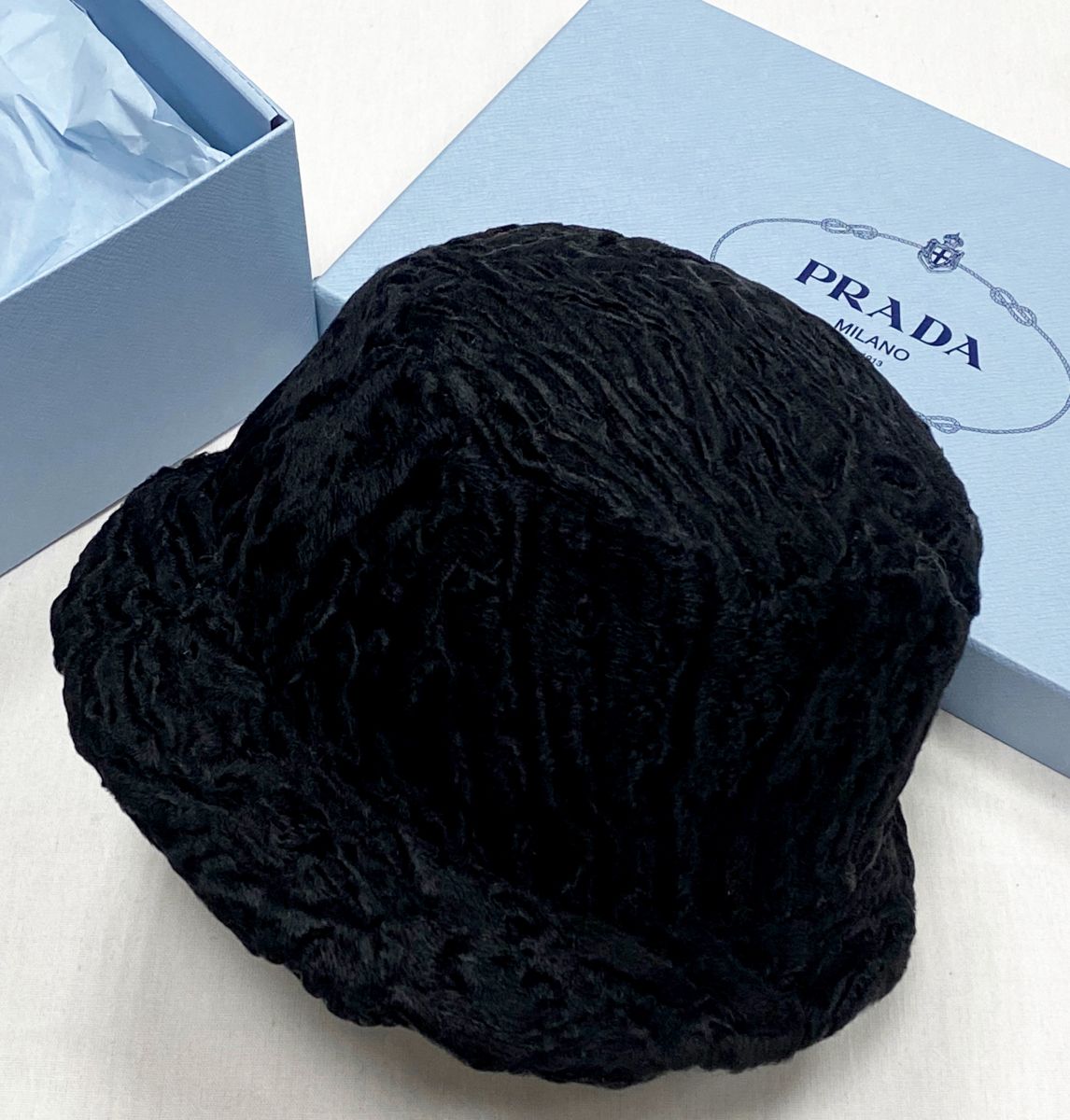 Шляпа Prada размер S цена 18 786 руб
