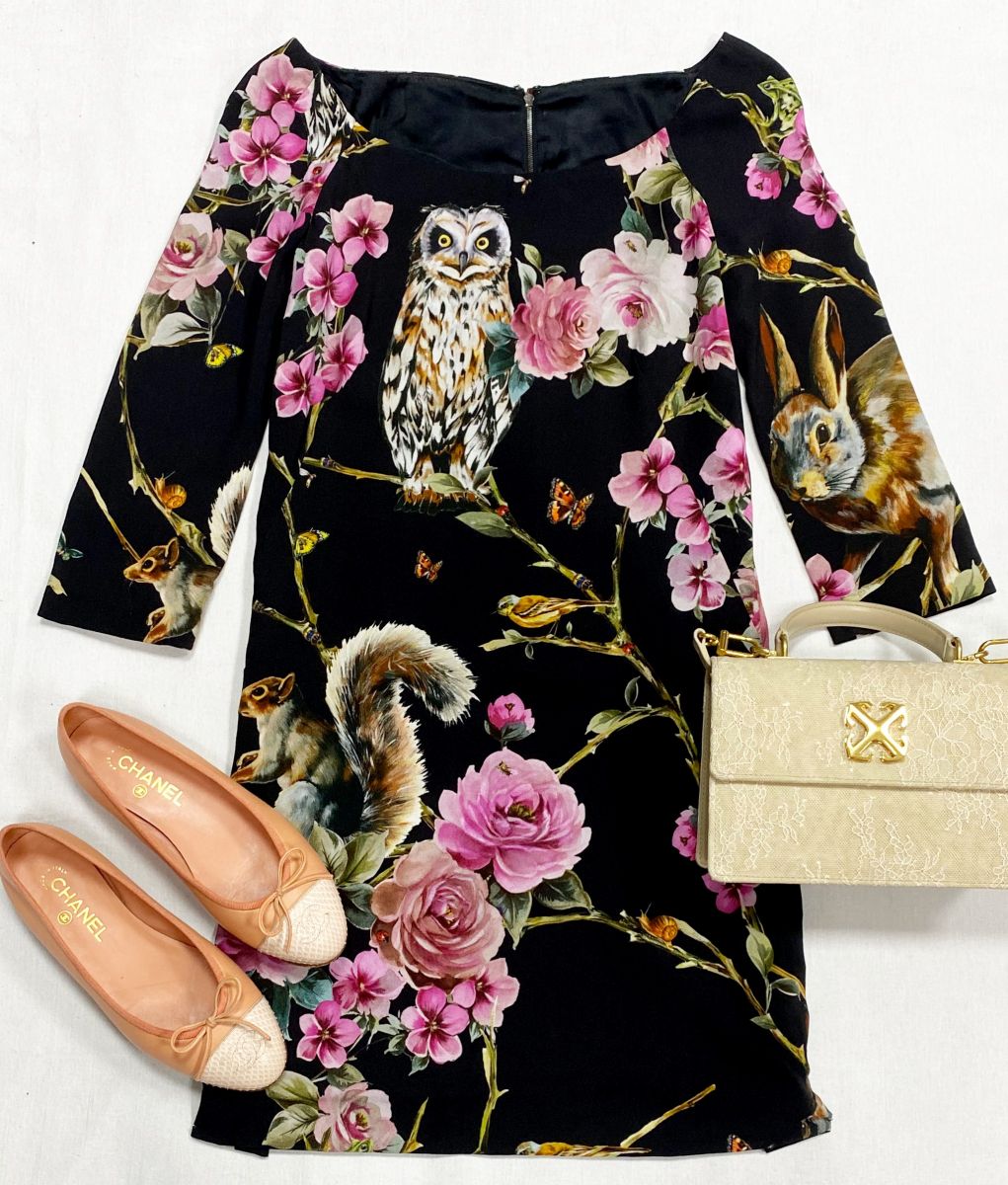 Платье Dolce Gabbana размер 38 цена 26 614 руб
Балетки Chanel размер 38 цена 23 483 руб
Сумочка Off White 