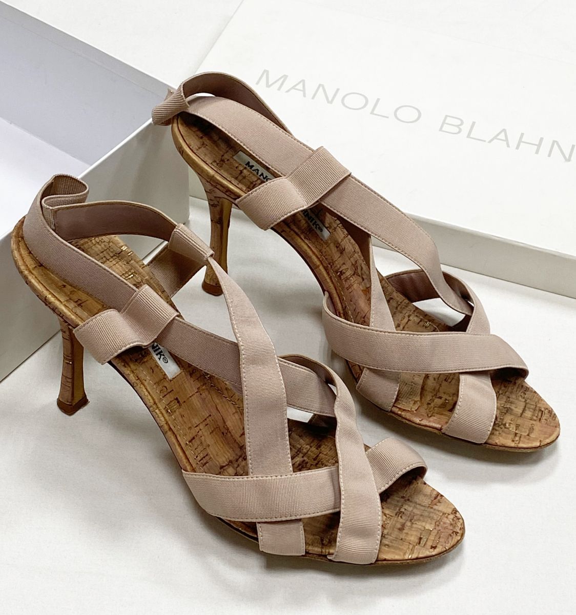 Босоножки Manolo Blahnik размер 40 цена 7 828 руб 