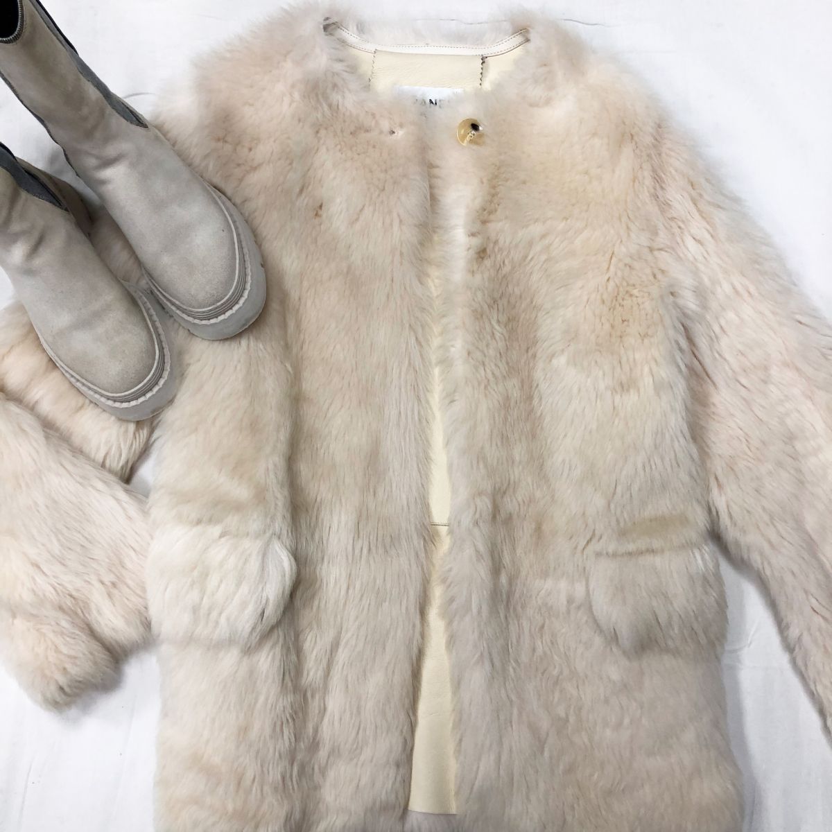 Шубка Chanel размер 38 цена 156 554 руб