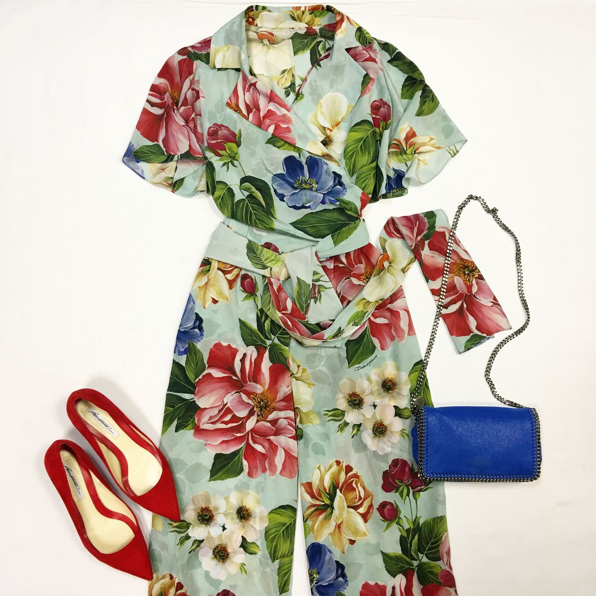 Комбинезон / шёлк / Dolce Gabbana размер 40 цена 23 078 руб / новый / Туфли Brianatwood  размер 41 цена 7 693 рубСумка Stella Mccartney 