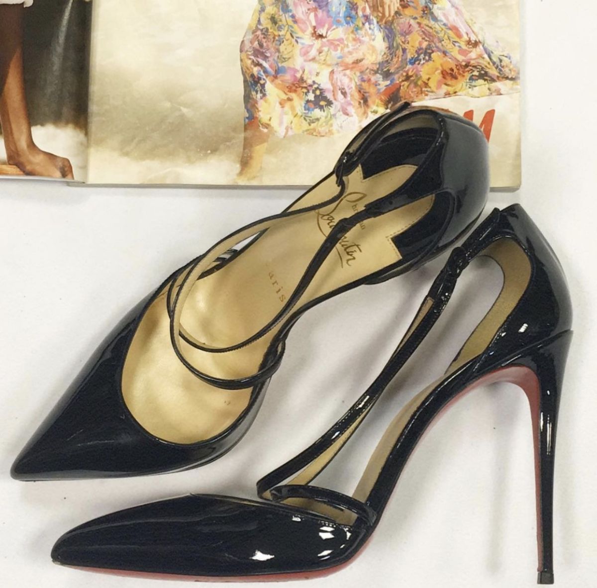 Туфли Louboutin  размер 39.5 цена 18 462 руб