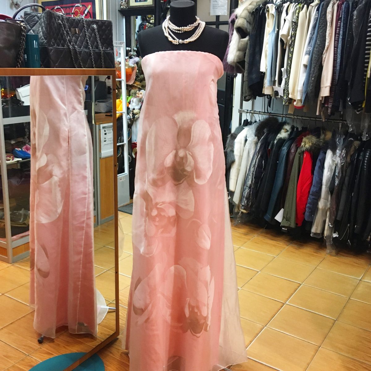 Платье FENDI  размер 42 цена 46 155 руб 