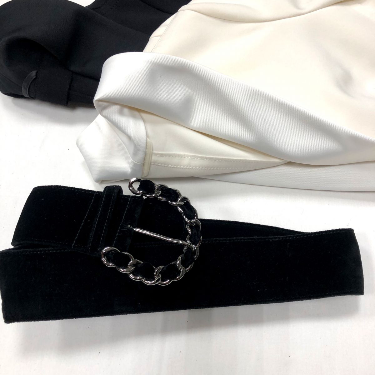 Ремень /бархат/ Chanel цена 23 484 руб 