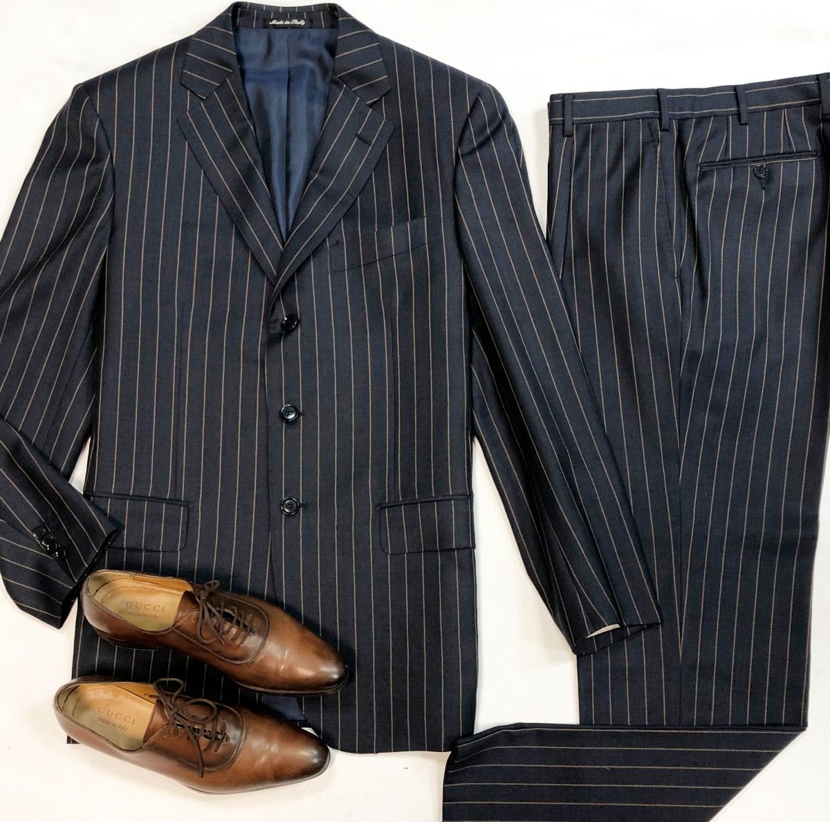 #mechtamen Костюм Pal Zileri размер 50 цена 6 154 руб
Туфли Gucci размер 39.5 цена 9 231 руб
