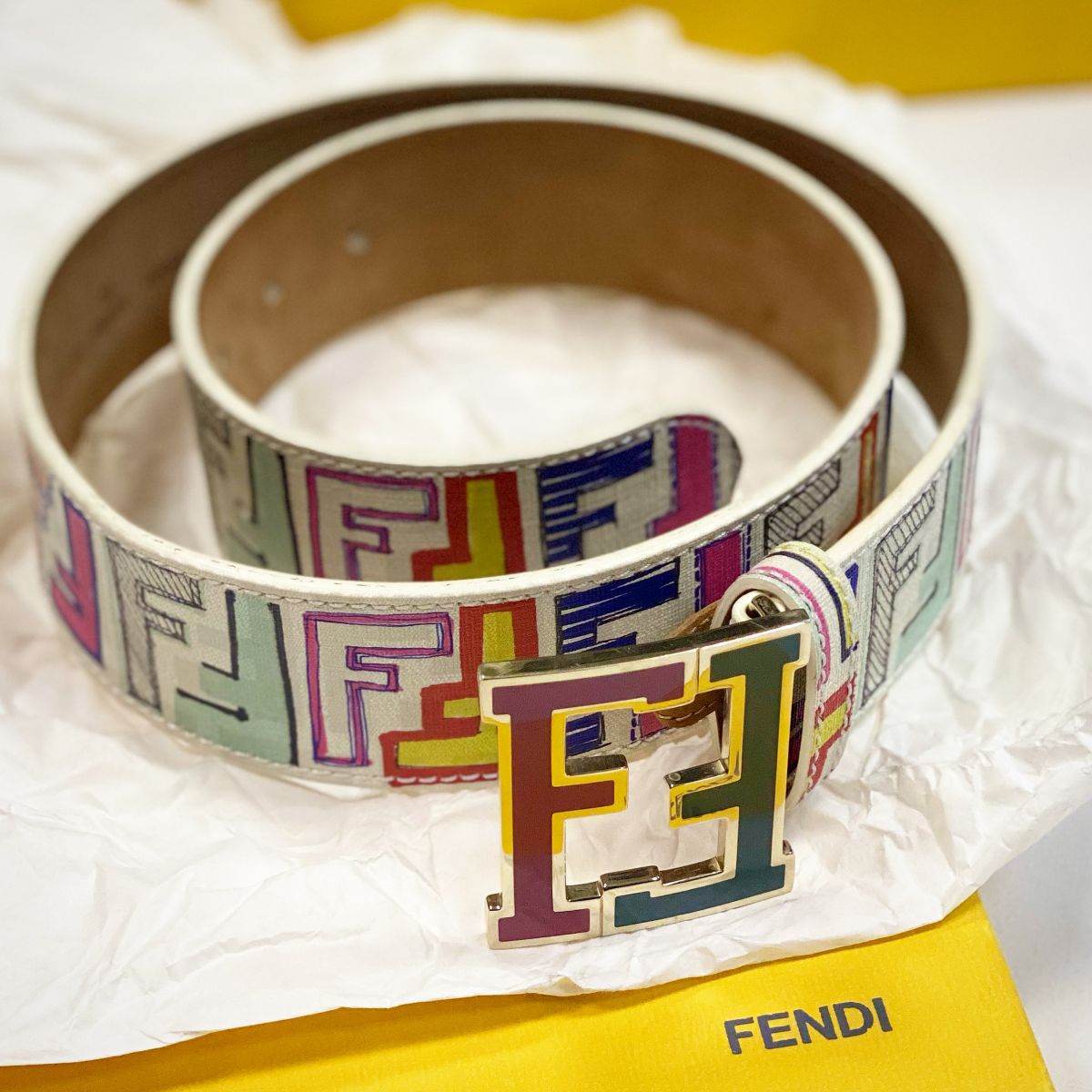 Ремень Fendi  размер 85/34 цена 10 770 руб 