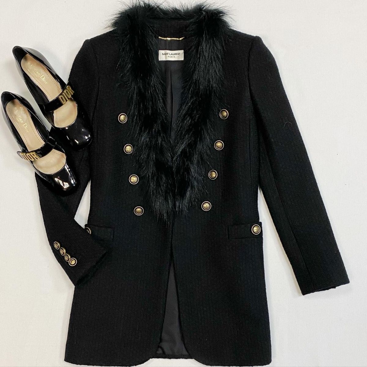 Жакет/отделка мех/ Saint Laurent размер 34 цена 46 155 рубТуфли Dior размер 36.5 цена 38 463 руб