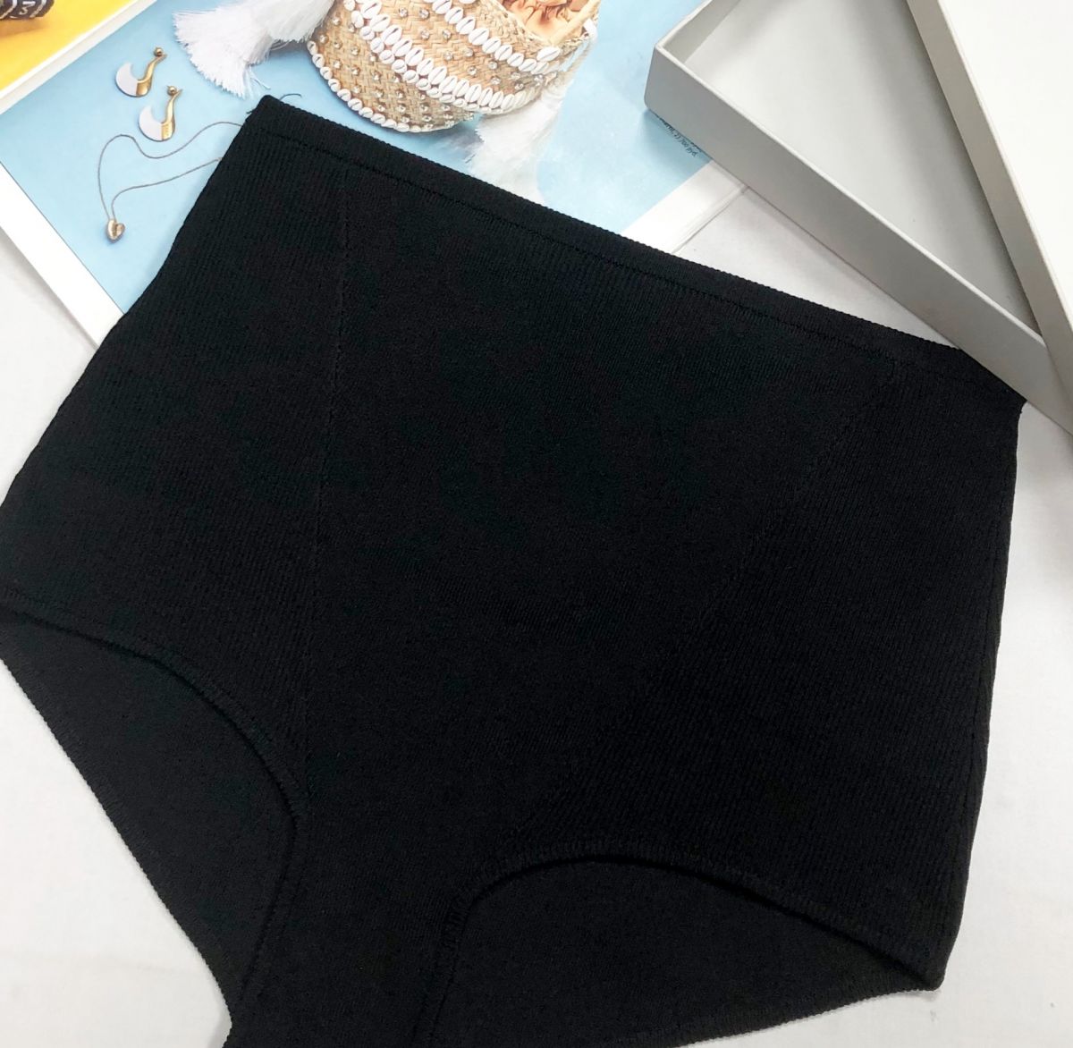 Шорты Proenza Schouler цена 3 131 руб
