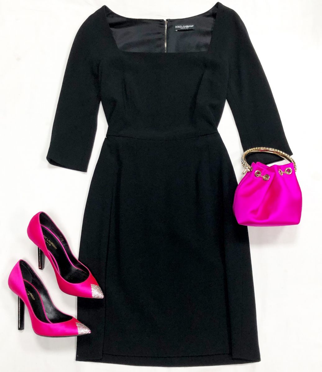 Платье Dolce Gabbana размер 44 цена 15 655 руб
Туфли Saint Laurent размер 39 цена 39 138 руб
Сумочка Jimmy Choo