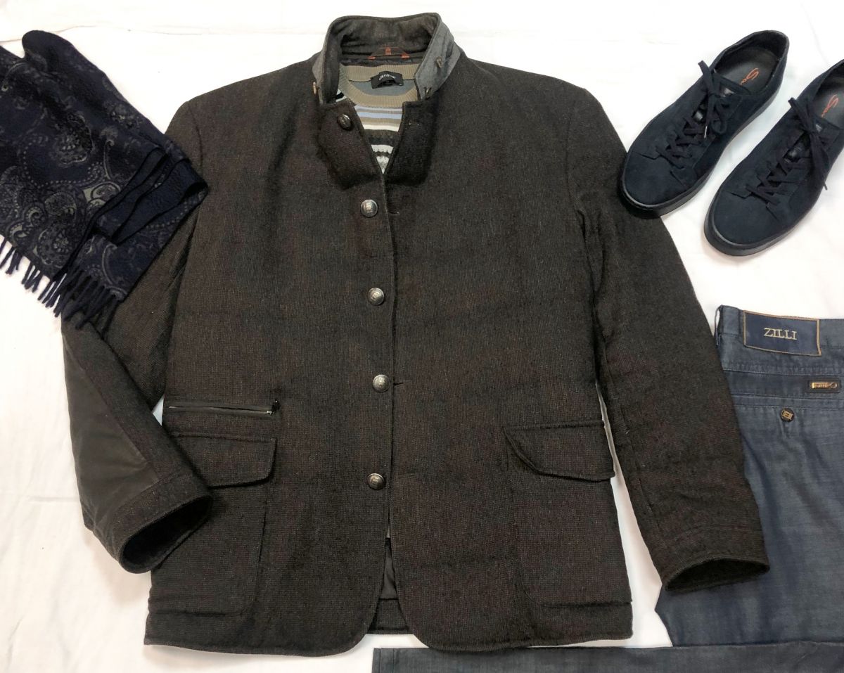 #Mechtamen
Куртка -пиджак CORNELIANI размер 60 цена 15 385 руб 
Свитер CORNELIANI размер 50 цена   4 616 руб 
Джинсы Zilli размер 52 цена 7 693 руб 
Кеды SANTONI размер 43-44 цена 15 385 руб 
Шарф ETRO