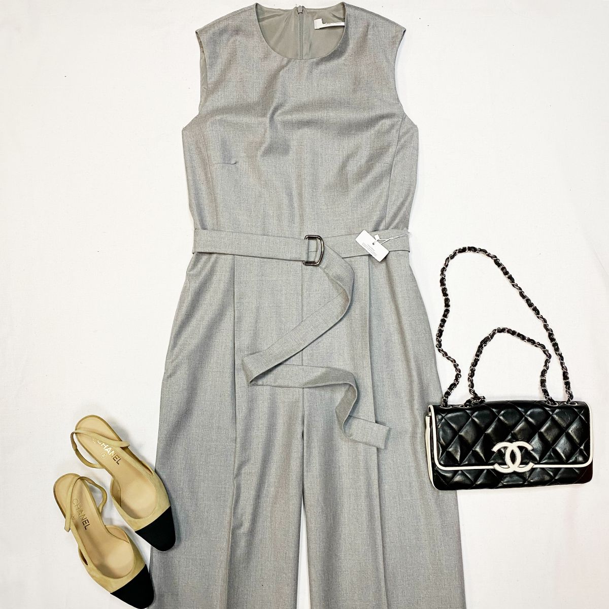 Комбинезон Max Mara размер 46 цена 15 385 руб Туфли Chanel размер 39.5 цена 61 540 руб Сумка Chanel