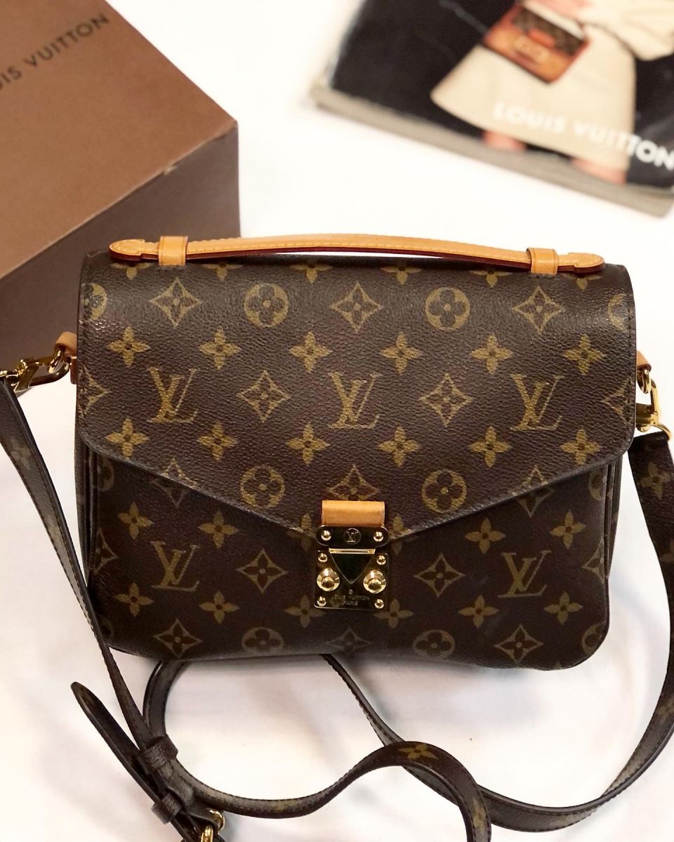 Сумка Louis Vuitton размер 24/20 цена 76 925 руб 