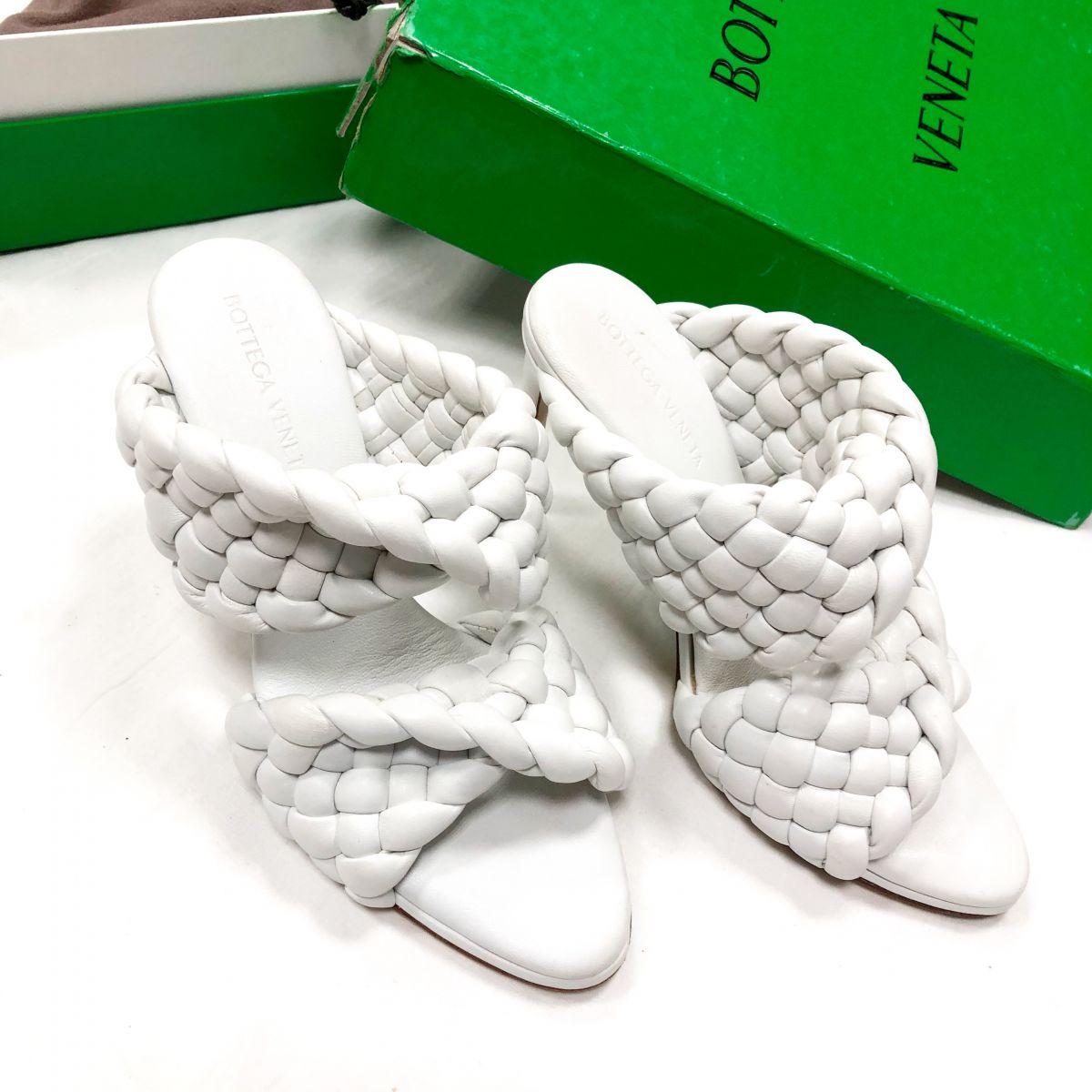 Босоножки BOTTEGA VENETA размер 36 цена 23 484 руб 