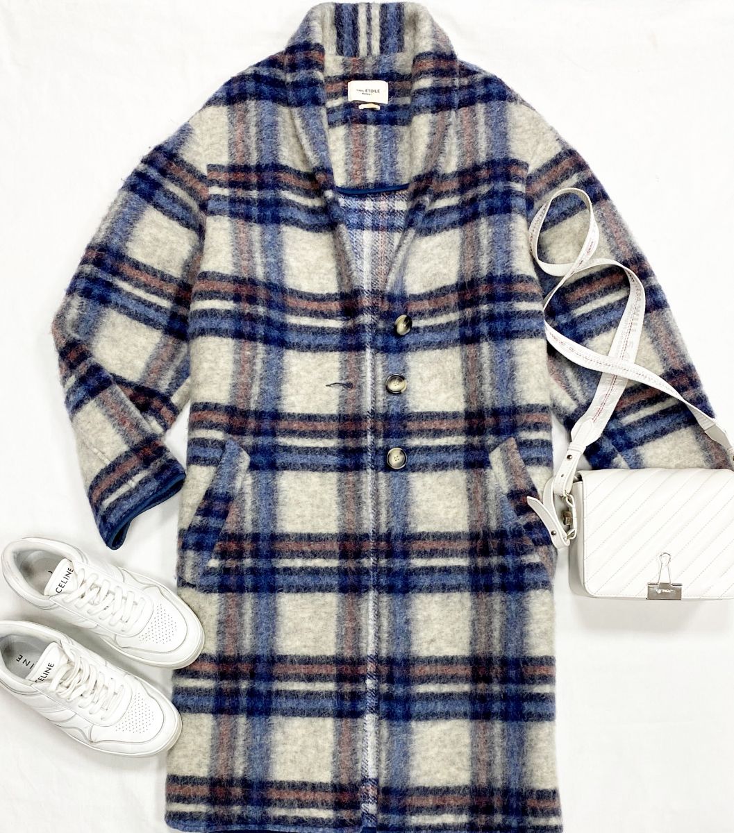Пальто Isabel Marant размер 38 цена 12 524 руб
Кеды Celine размер 37 цена 15 655 руб
Сумка Off White 
