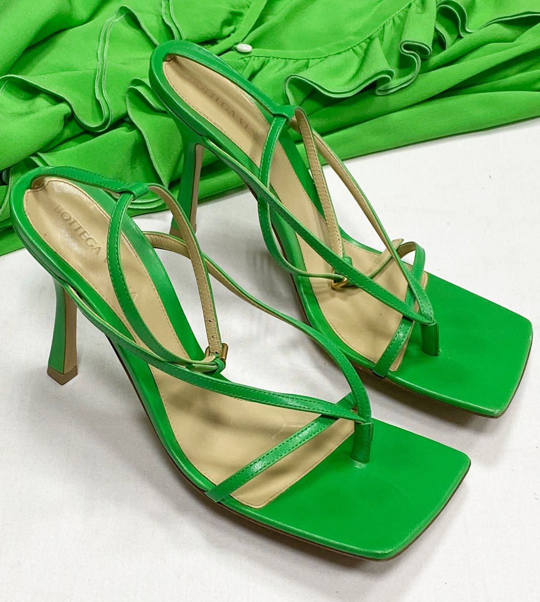 Босоножки Bottega Veneta размер 40 цена 23 483 руб