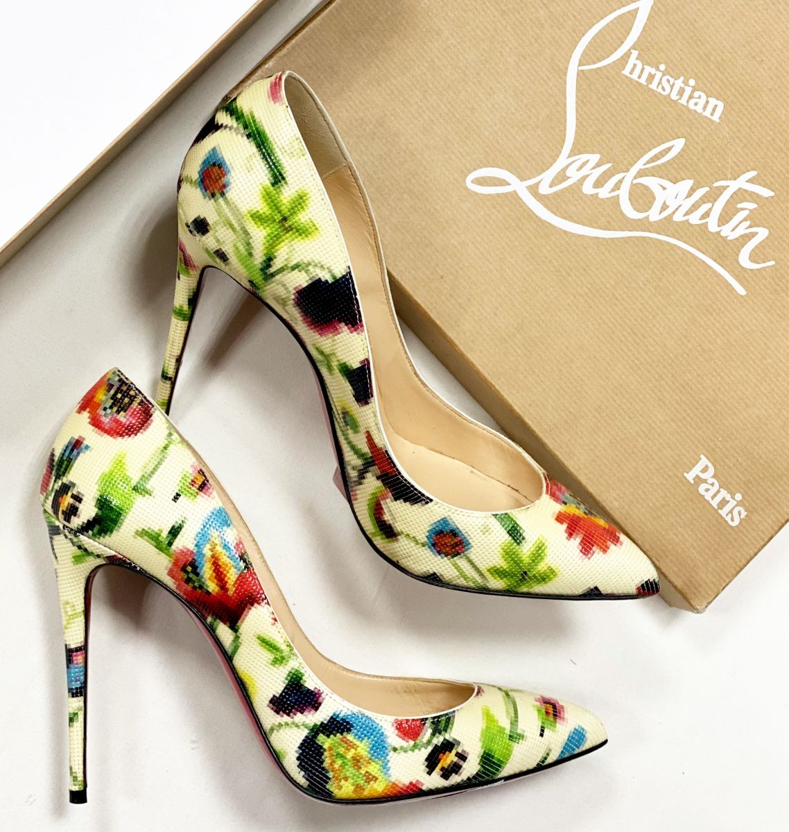 Туфли Louboutin размер 38.5 цена 7 828 руб