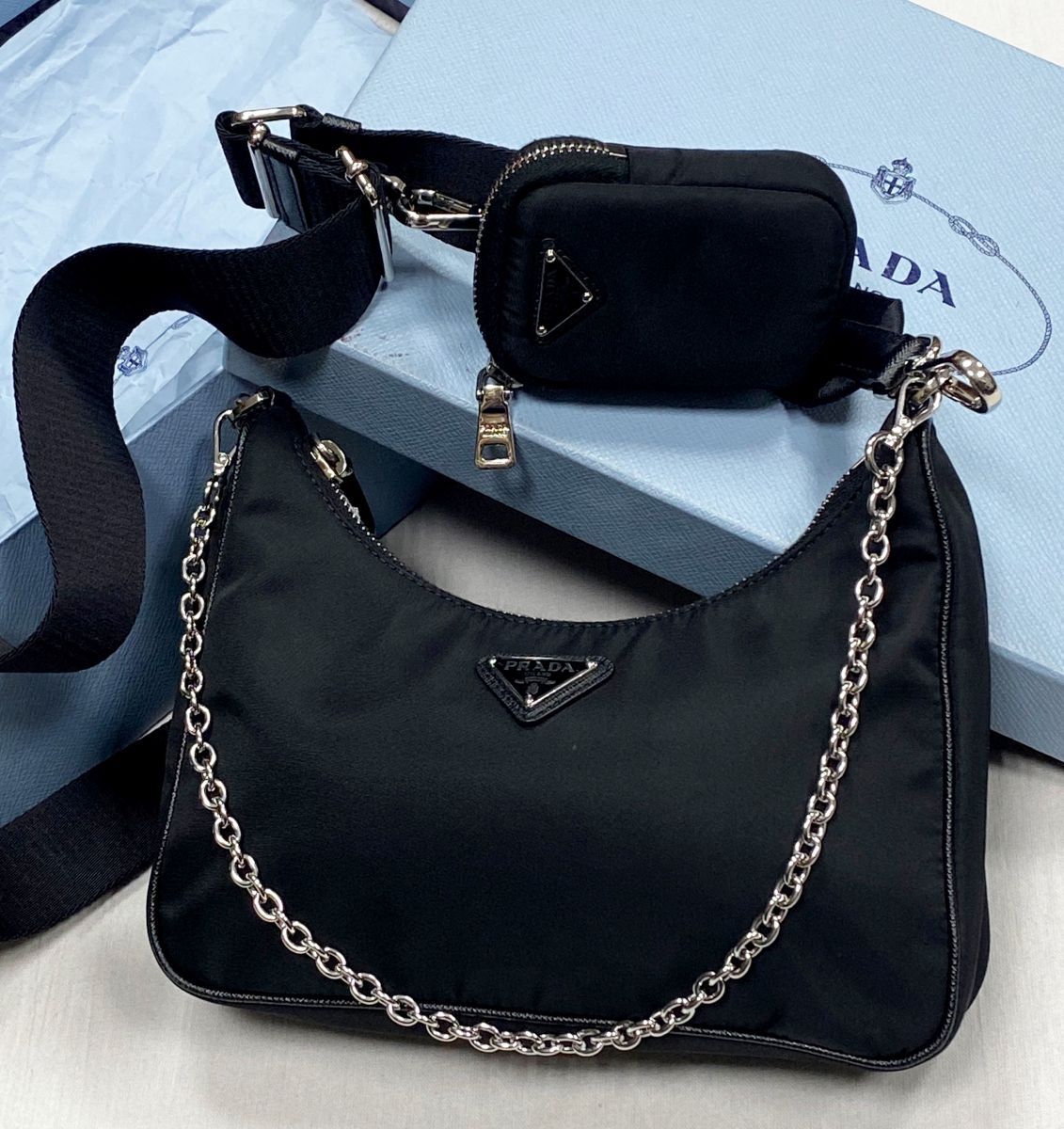Сумка Prada размер 20/12 цена 46 965 руб
