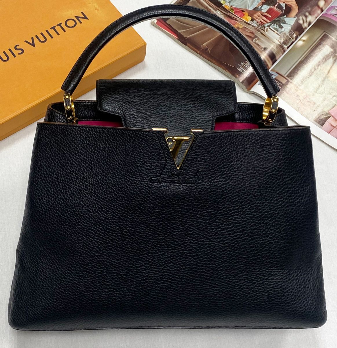 Сумка Louis Vuitton размер 40/30 цена 156 550 руб
