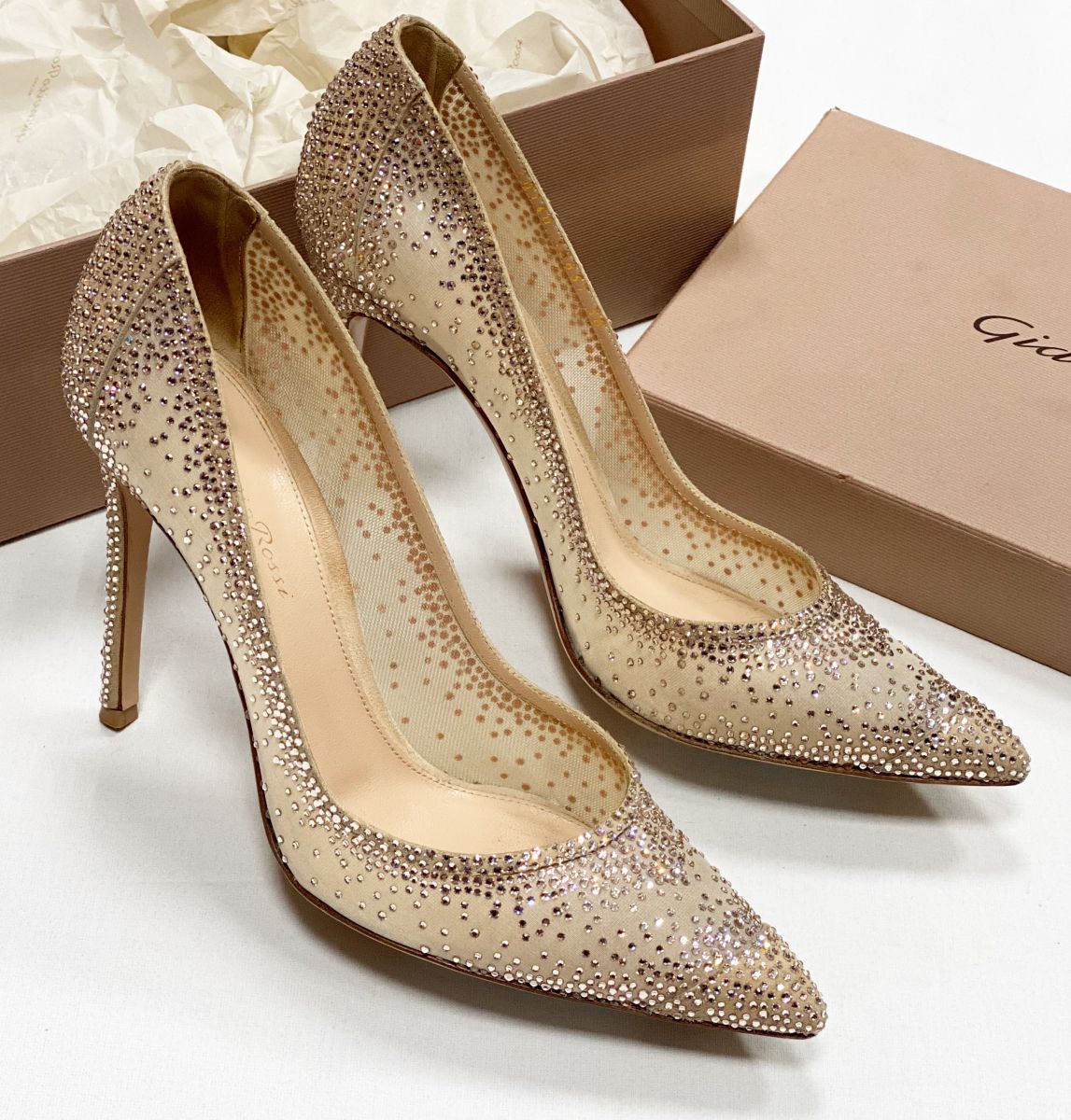 Туфли /камни/ Gianvito Rossi размер 38 цена 30 770 руб 