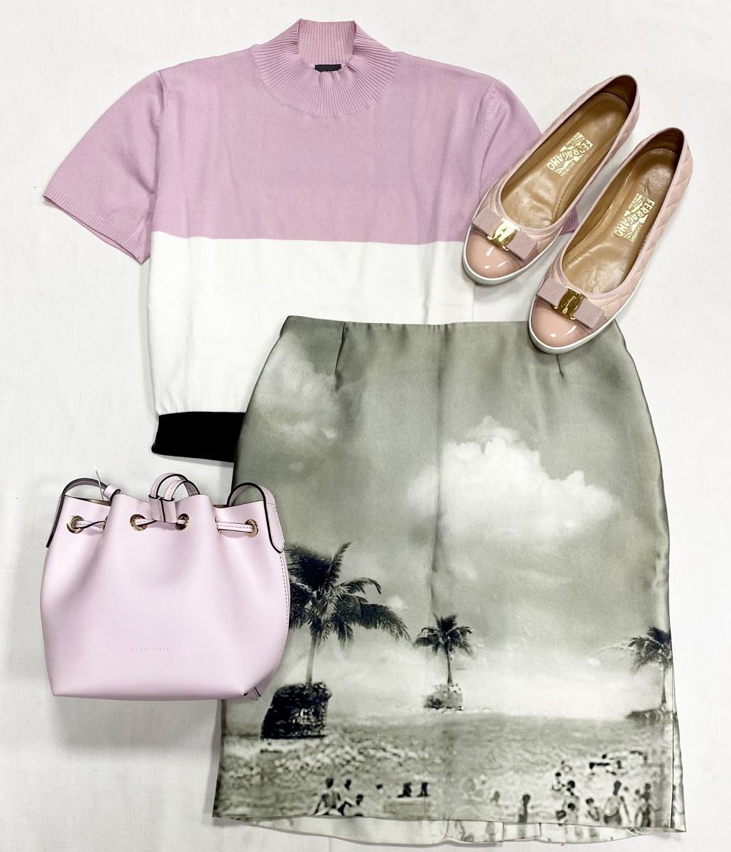 Юбка Prada размер 40 цена 7 828 руб
Кофта Joop размер L цена 6 262 руб
Балетки Salvatore Ferragamo размер 39 цена 15 655 руб
Сумка Coccinelle 