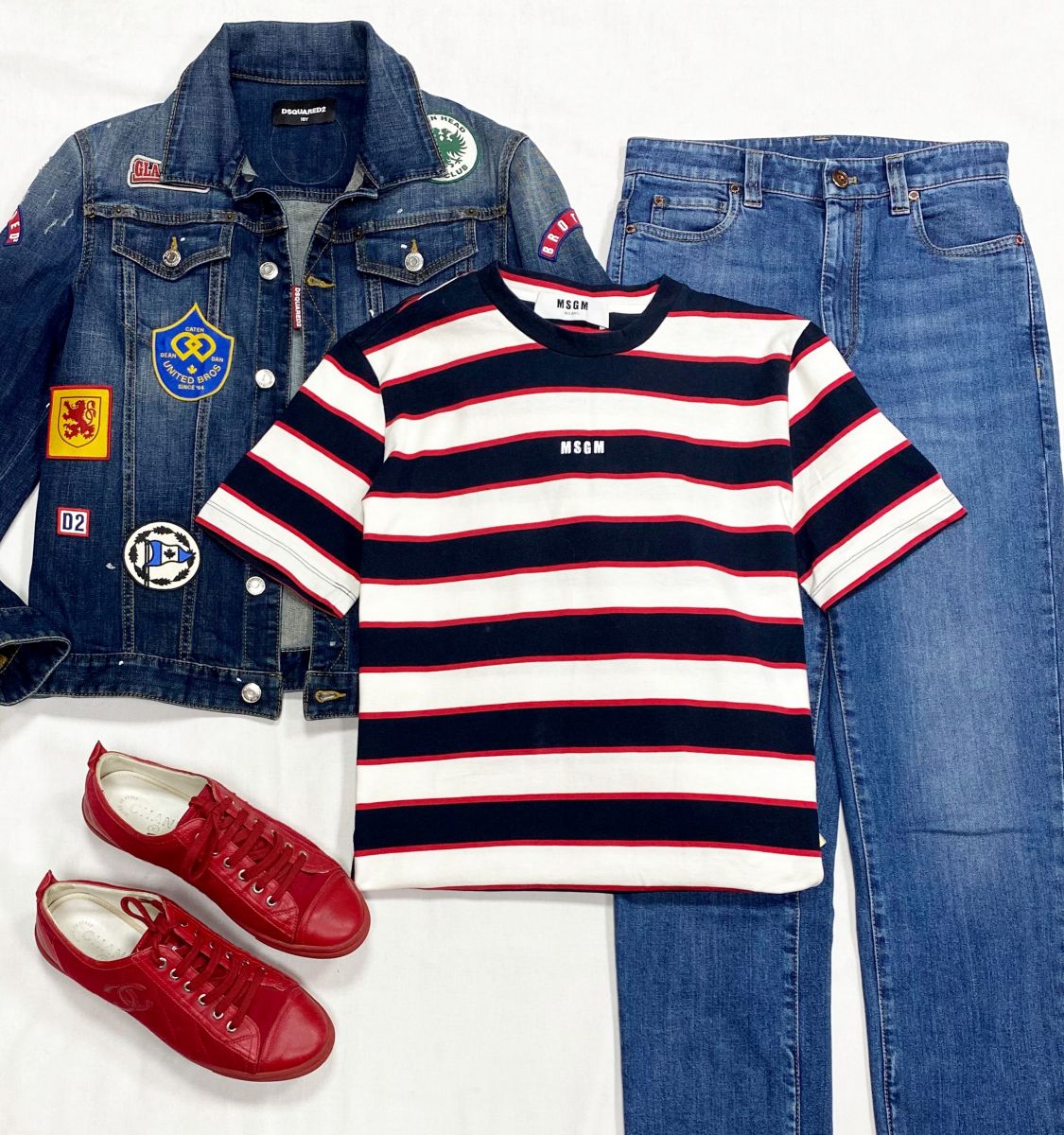 Куртка Dsquared размер S цена 7 828 руб
Футболка MSGM размер M цена 4 697 руб
Джинсы размер 38 цена 23 483 руб
Кеды Chanel размер 39 цена 23 483 руб