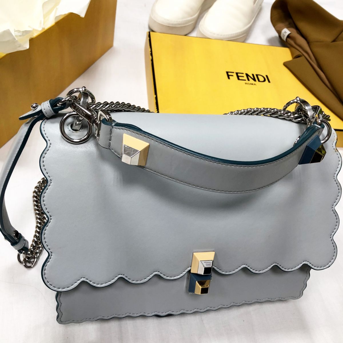 Сумка FENDI цена 46 965 руб