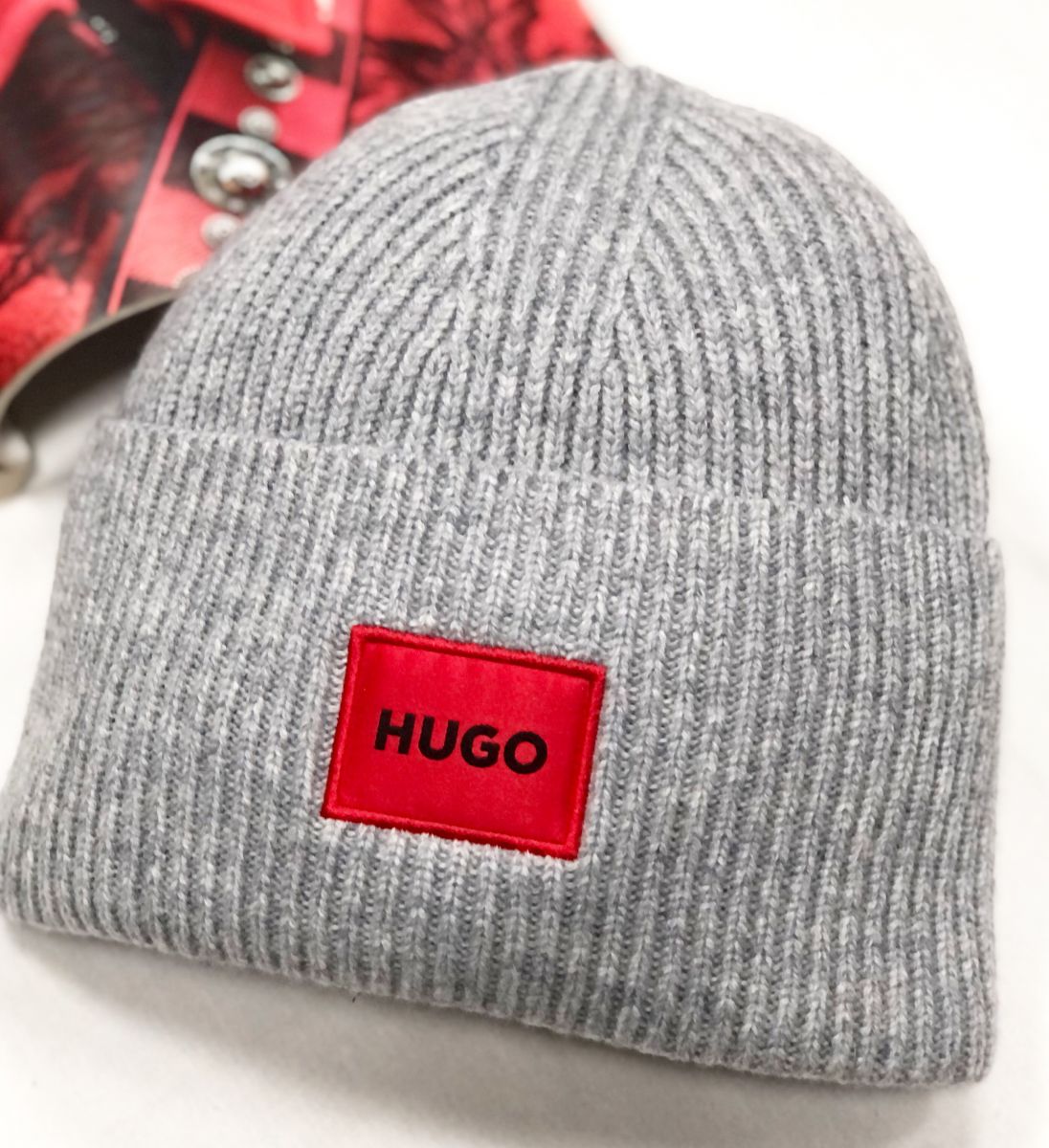 Шапка Hugo цена 3 914 руб
