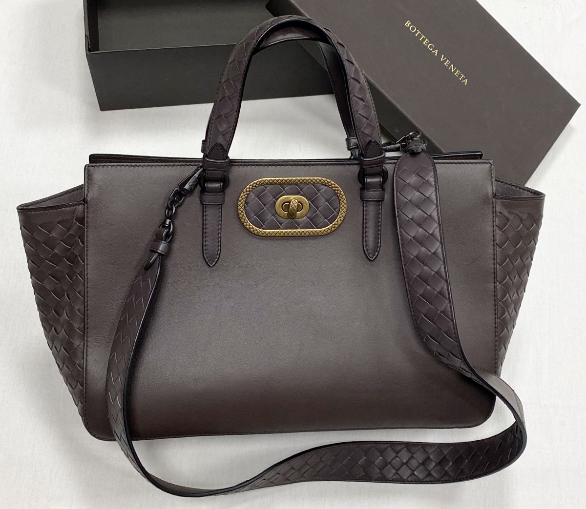 Сумка Bottega Veneta размер 32/23 цена 62 620 руб