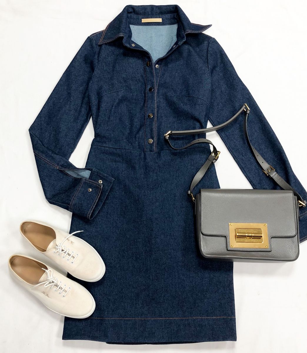 Платье Zalina Verkhovskaya размер M цена 15 655 руб
Кеды The Row размер 38 цена 23 483 руб
Сумка Tom Ford