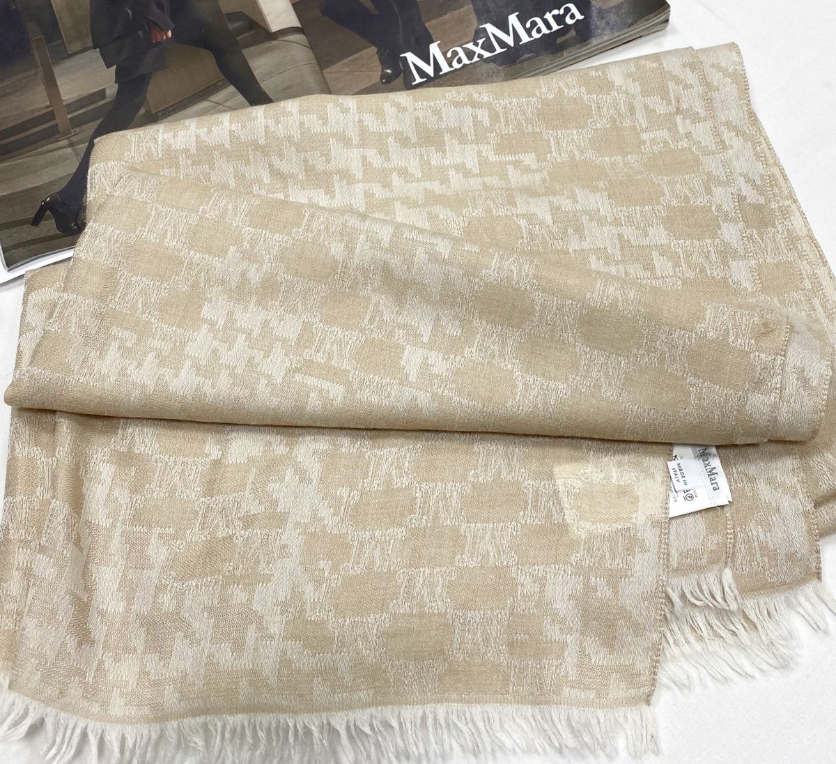 Палантин / шерсть / шелк / Max Mara размер 180/80 цена 10 959 руб