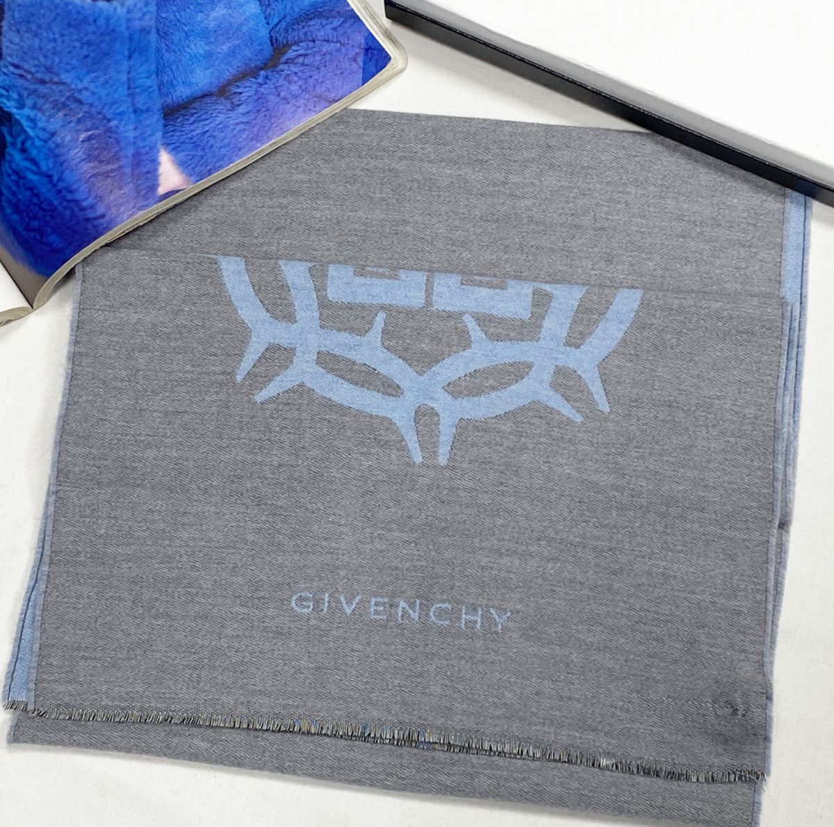 Шарф Givenchy размер 35/160 цена 18 786 руб
