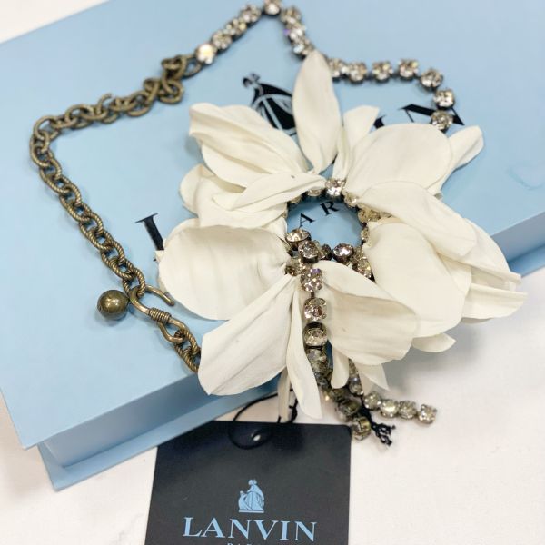 Колье /камни/ Lanvin цена 9 231 руб/в коробке/ 