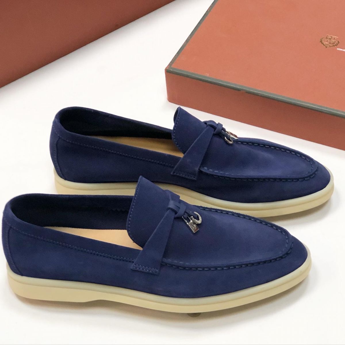 Loro Piana 37 46 155